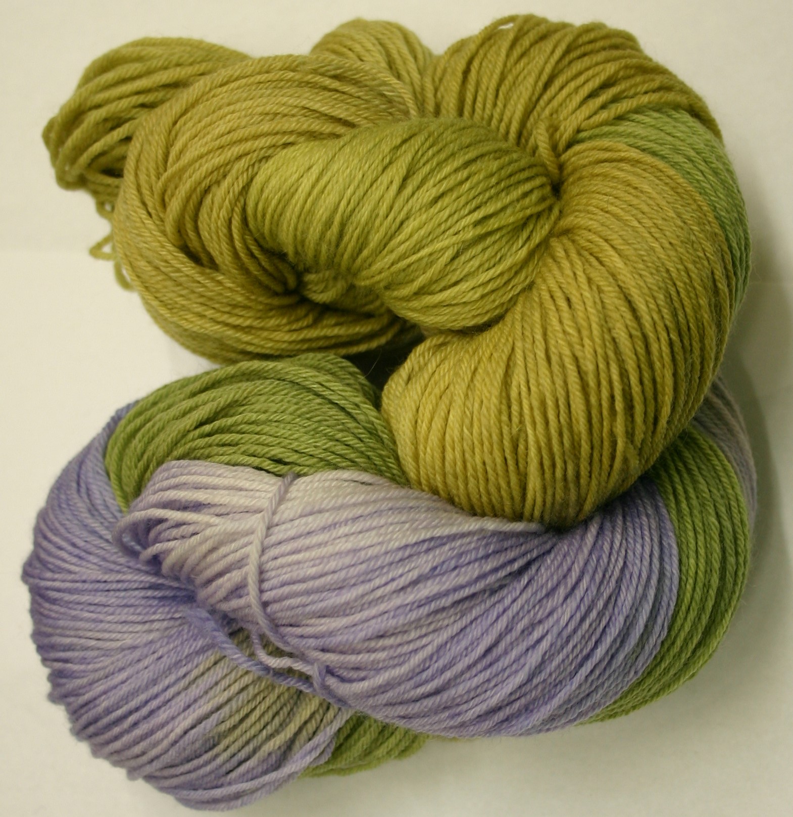 Ivy Brambles Enrapture Yarn - 026 Morning Glory