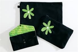 Lantern Moon Daisy Folio - 1/2 size zippered pouch - lime