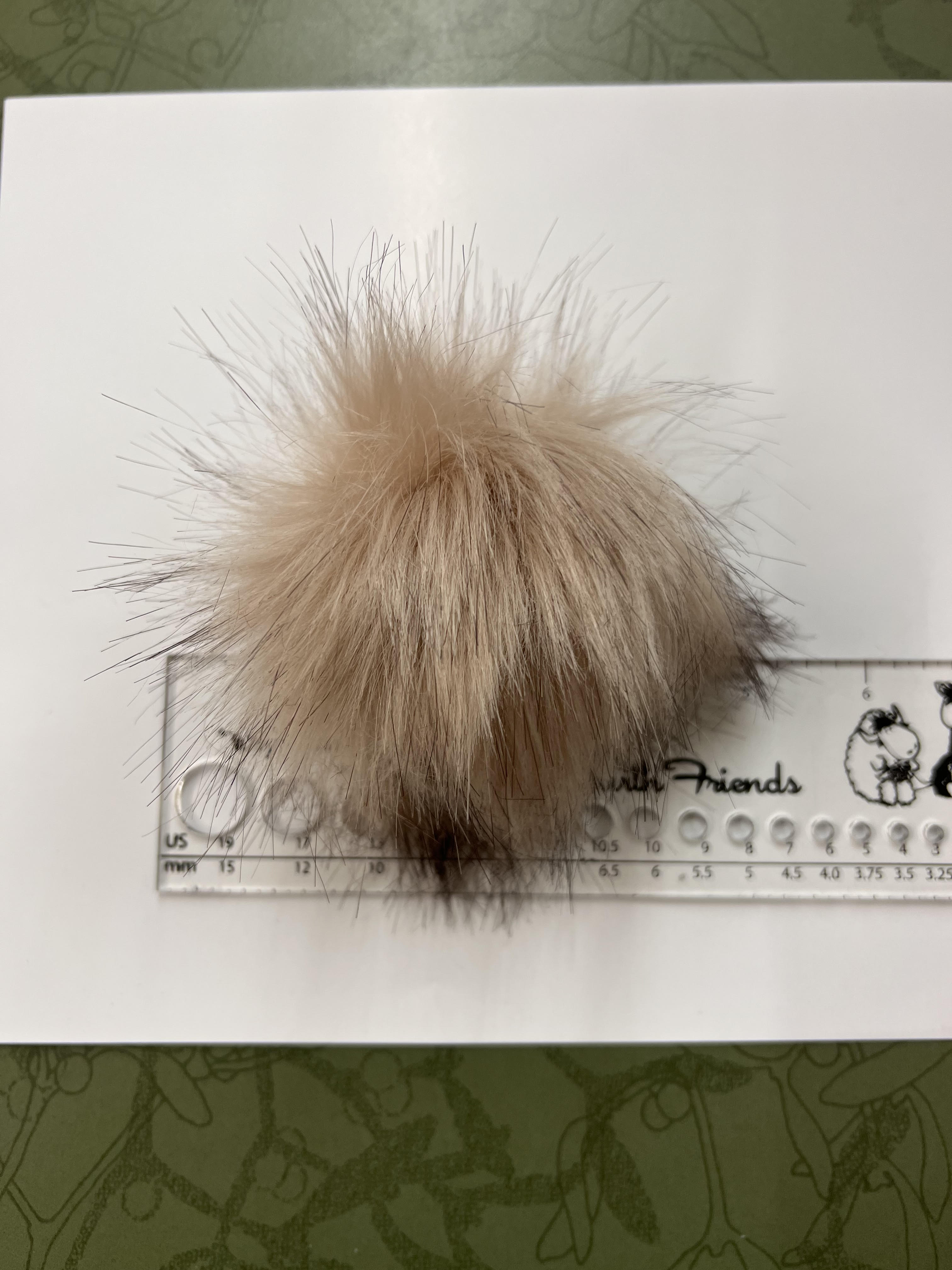 Pom Pom - Faux Fur - 909