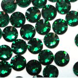 Swarovski Crystal Rhinestones 20ss Flatback in Emerald