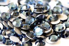 Swarovski Crystal Rhinestones 30ss Flatback in Montana