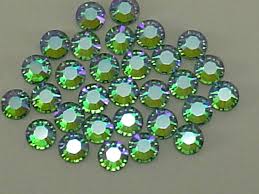 Swarovski Crystal Rhinestones 20ss Flatback in Peridot