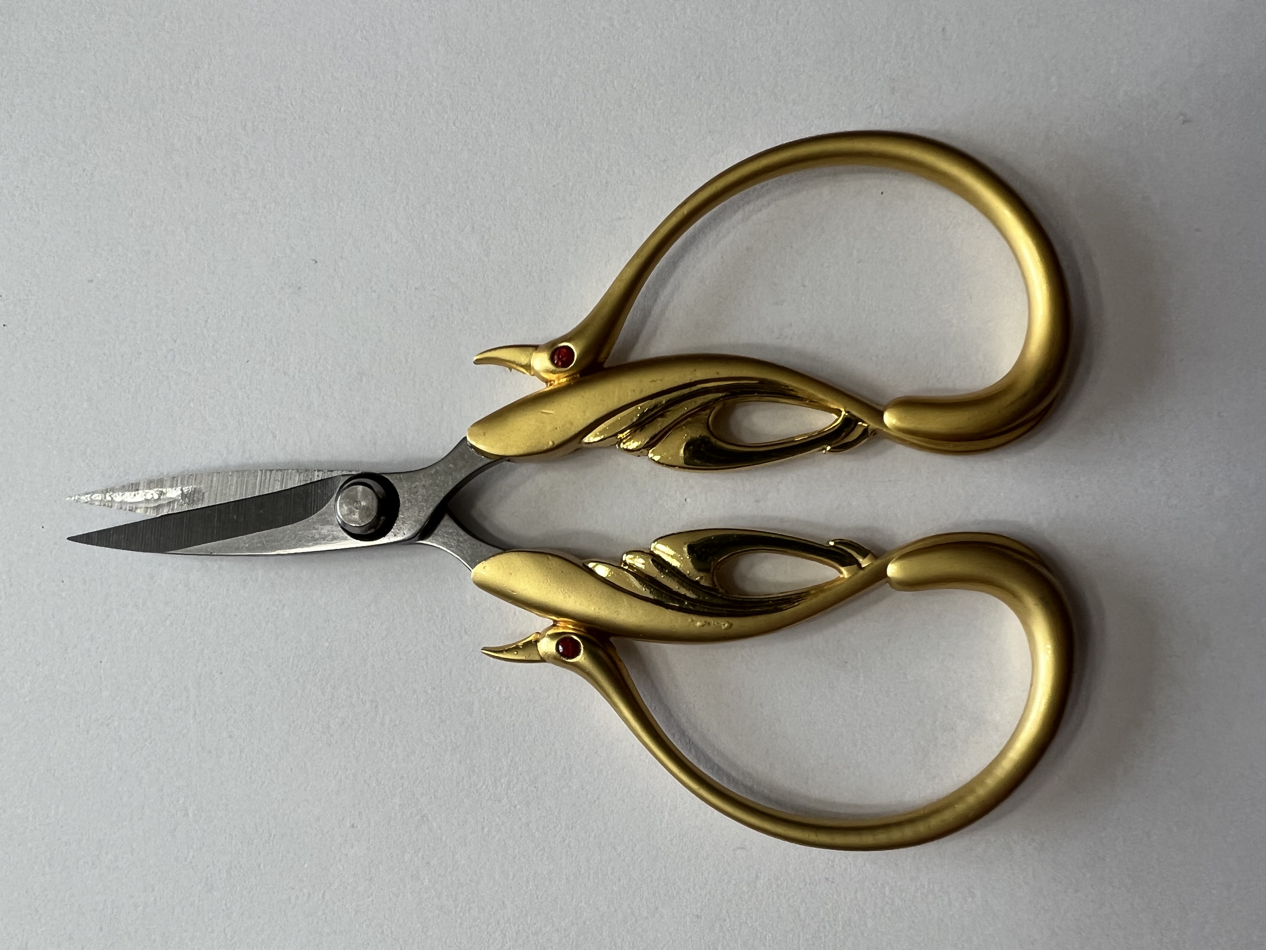 Swan Vintage Scissors - Gold